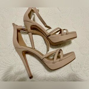 Women's Cream Faux Suede Stiletto Lucy by Didifu size 6.5 Heels